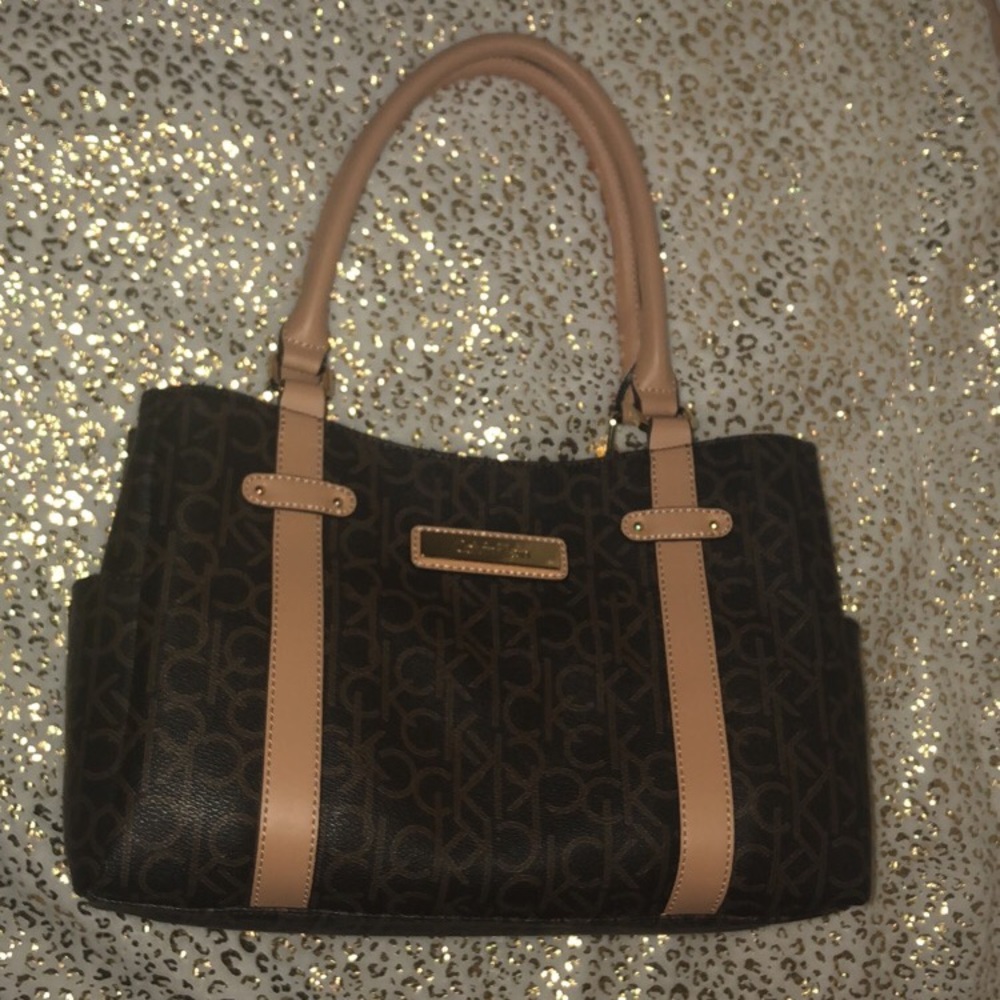 Calvin Klein-MONOGRAM EAST/WEST SATCHEL